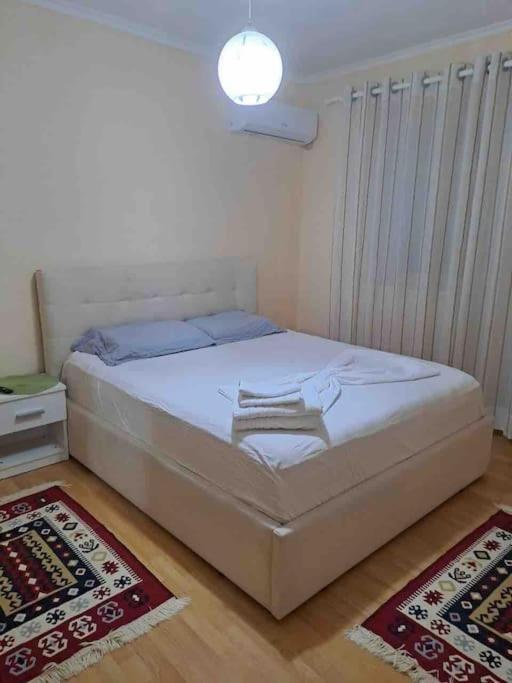 Apartment In The City Center Tirana Exterior photo